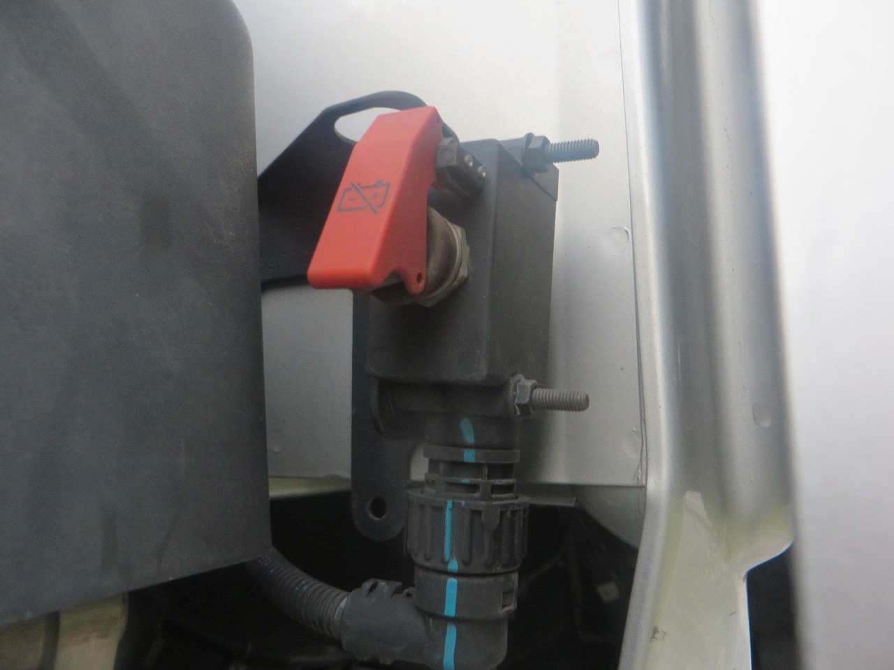 Renault T520 HSC 4x2Tractor ADR - Xe đầu kéo: hình 4 Renault T520 HSC 4x2Tractor ADR - Xe đầu kéo: hình 4