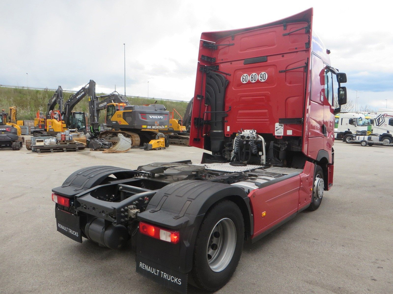 Renault T520 HSC 4x2Tractor SELECTION - Xe đầu kéo: hình 3 Renault T520 HSC 4x2Tractor SELECTION - Xe đầu kéo: hình 3