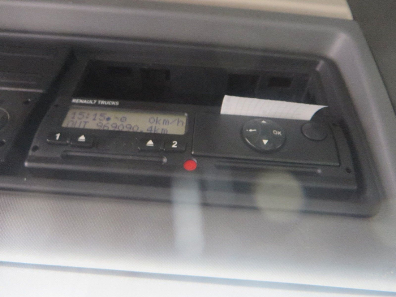 Xe đầu kéo Renault T520 HSC 4x2Tractor mega Retarder: hình 15 Xe đầu kéo Renault T520 HSC 4x2Tractor mega Retarder: hình 15