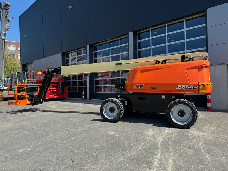 JLG 660SJ - Xe nâng người hình viễn vọng kính: hình 1 JLG 660SJ - Xe nâng người hình viễn vọng kính: hình 1