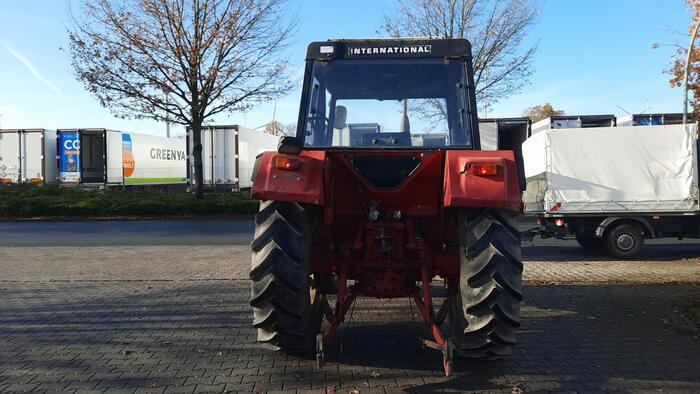Case IH 744 - Máy cày: hình 2 Case IH 744 - Máy cày: hình 2
