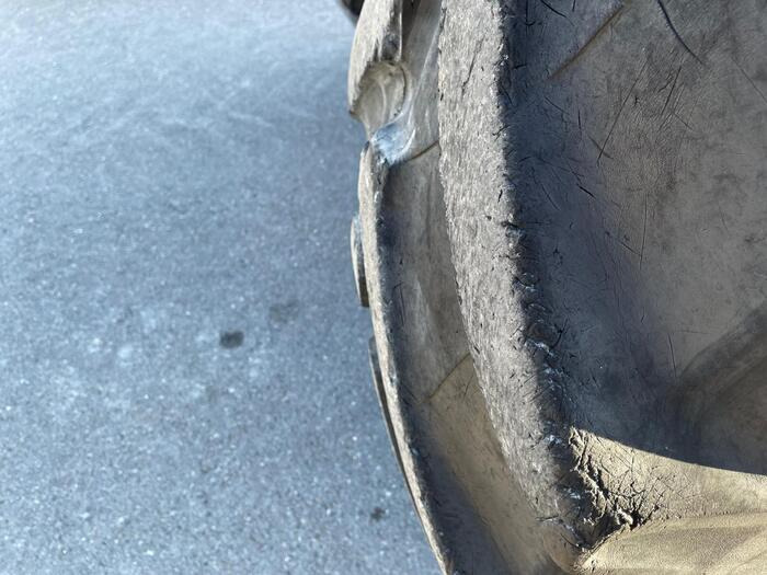 Claas Arion 650 - Máy cày: hình 2 Claas Arion 650 - Máy cày: hình 2