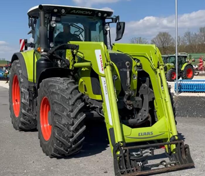 Claas Arion 650 - Máy cày: hình 1 Claas Arion 650 - Máy cày: hình 1