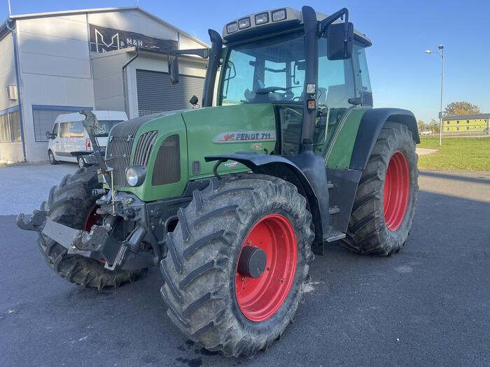 Fendt 711 Vario - Máy cày: hình 1 Fendt 711 Vario - Máy cày: hình 1