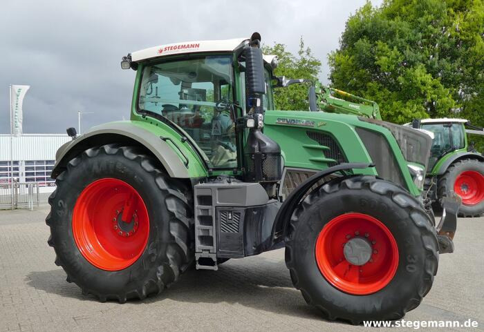 Fendt 826 Vario - Máy cày: hình 3 Fendt 826 Vario - Máy cày: hình 3