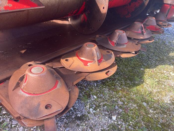 Gruber Compact Disc 610 NH - Đính kèm máy gặt đập thức ăn gia súc: hình 5 Gruber Compact Disc 610 NH - Đính kèm máy gặt đập thức ăn gia súc: hình 5