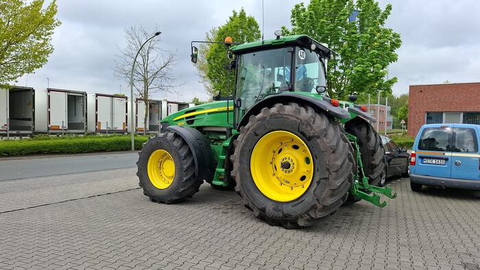 John Deere 7930 - Máy cày: hình 4 John Deere 7930 - Máy cày: hình 4
