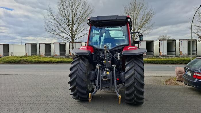 Valtra A 95 - Máy cày: hình 3 Valtra A 95 - Máy cày: hình 3