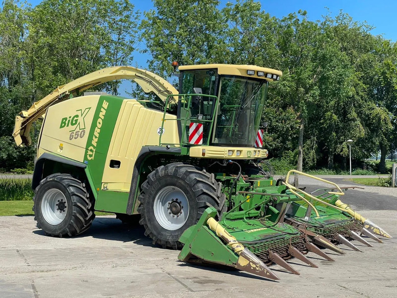 Krone Big X 650 V8 Maishakselaar Corn 4 WD Mais mercedes V8 - Máy đốn cây: hình 5 Krone Big X 650 V8 Maishakselaar Corn 4 WD Mais mercedes V8 - Máy đốn cây: hình 5