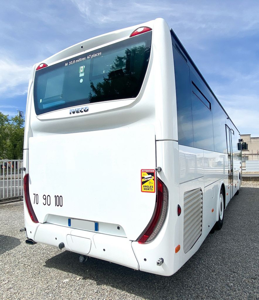 IVECO CROSSWAY 2020 10M60 - Xe bus ngoại ô: hình 3 IVECO CROSSWAY 2020 10M60 - Xe bus ngoại ô: hình 3