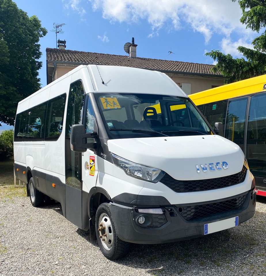 IVECO DAILY LINE 2016 - Xe bus mini, Xe van chở khách: hình 1 IVECO DAILY LINE 2016 - Xe bus mini, Xe van chở khách: hình 1