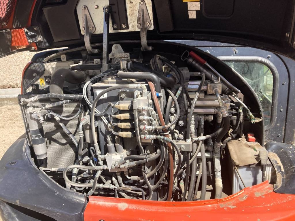 Máy xúc mini Kubota KX 057-4: hình 10