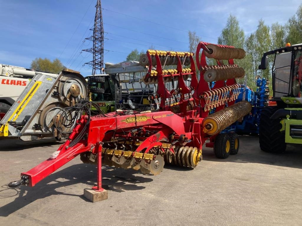 Vaderstad Carrier925 - Bừa đĩa: hình 1 Vaderstad Carrier925 - Bừa đĩa: hình 1