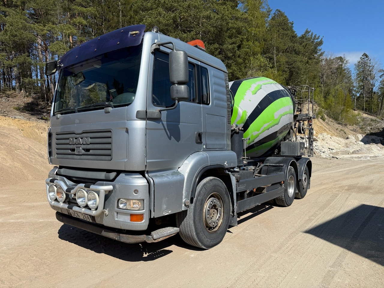 Betongbil MAN TGA 26.390 6X2-2 BL -2006 - Xe trộn bê tông: hình 1 Betongbil MAN TGA 26.390 6X2-2 BL -2006 - Xe trộn bê tông: hình 1