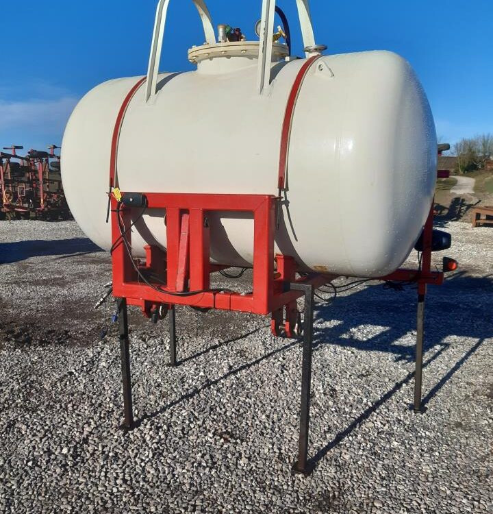 Agrodan Ammoniaktank 1200 kg - Trang thiết bị bón phân, Bồn chứa: hình 5 Agrodan Ammoniaktank 1200 kg - Trang thiết bị bón phân, Bồn chứa: hình 5