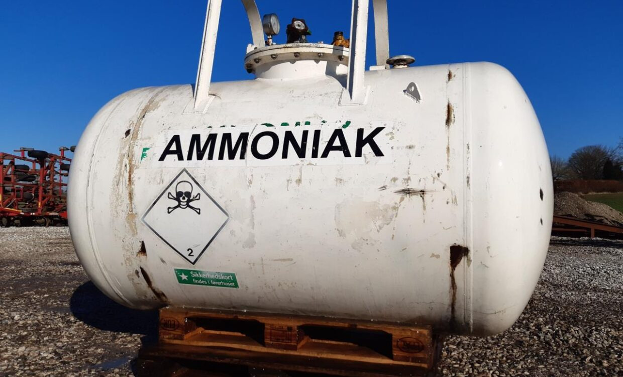 Agrodan Ammoniaktank 1200 kg - Trang thiết bị bón phân, Bồn chứa: hình 1 Agrodan Ammoniaktank 1200 kg - Trang thiết bị bón phân, Bồn chứa: hình 1