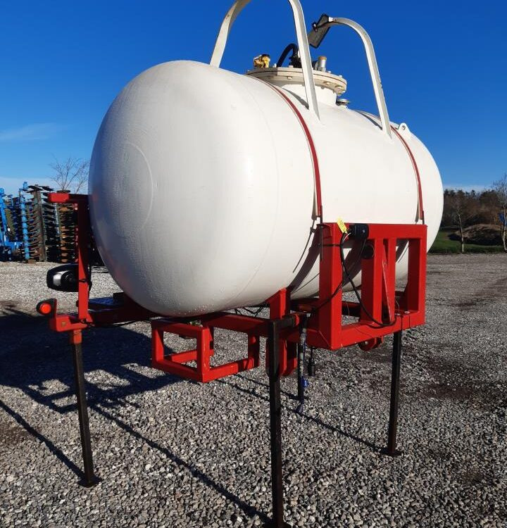 Agrodan Ammoniaktank 1200 kg - Trang thiết bị bón phân, Bồn chứa: hình 4 Agrodan Ammoniaktank 1200 kg - Trang thiết bị bón phân, Bồn chứa: hình 4