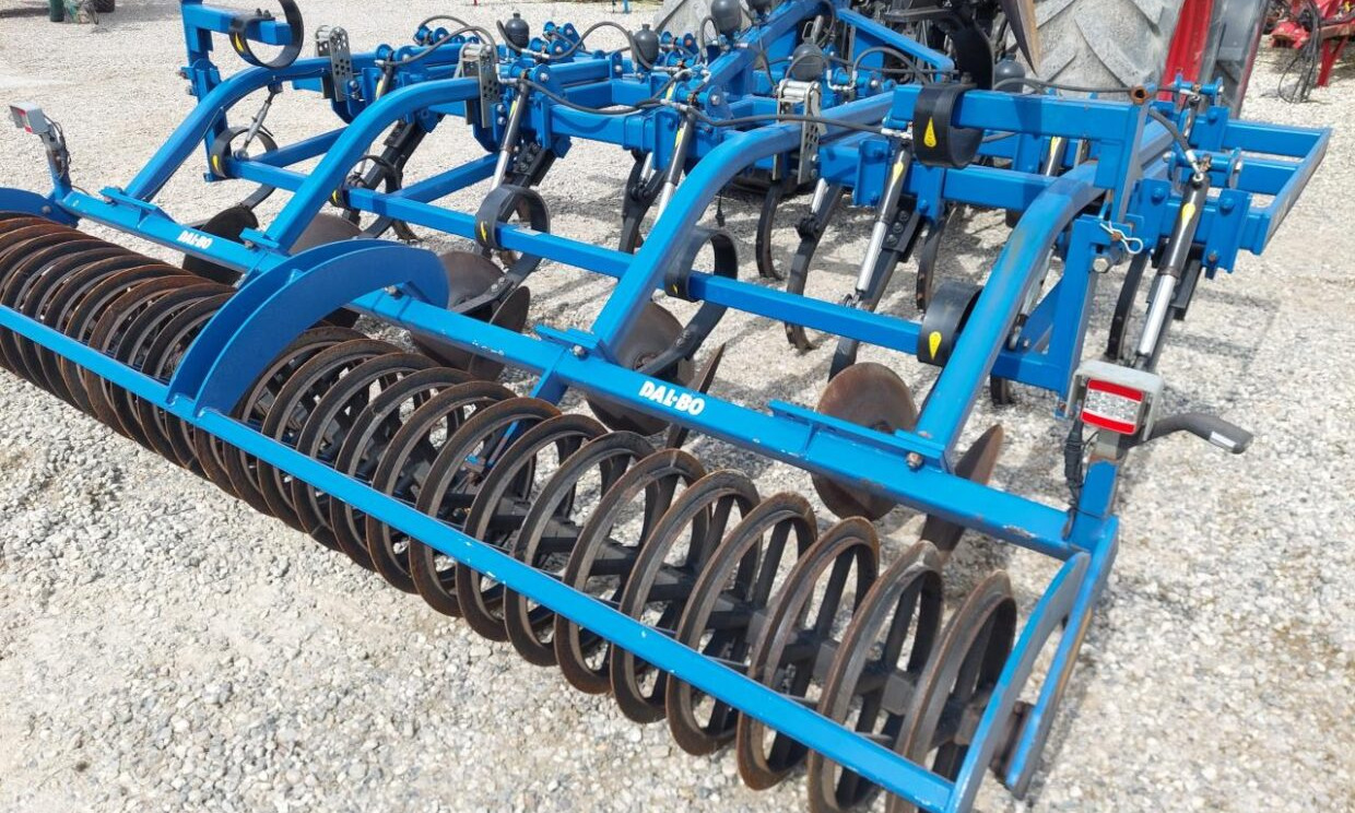 Dalbo Trimax 410 - Bừa: hình 2 Dalbo Trimax 410 - Bừa: hình 2
