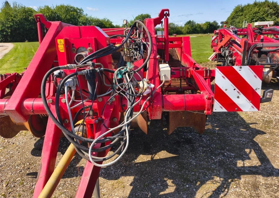 Grimme RL3000 - Máy thu hoạch khoai tây: hình 4 Grimme RL3000 - Máy thu hoạch khoai tây: hình 4