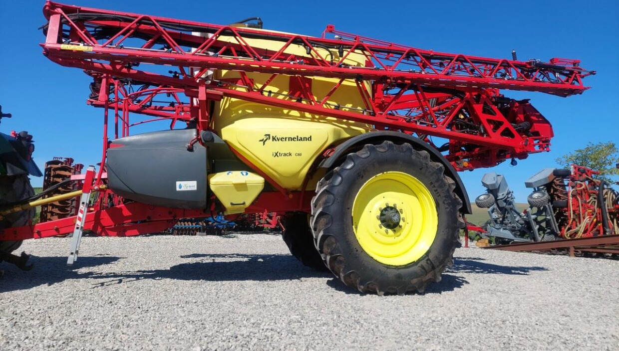 Kverneland IXtrack C60 - 36m - Máy xịt kéo: hình 1 Kverneland IXtrack C60 - 36m - Máy xịt kéo: hình 1