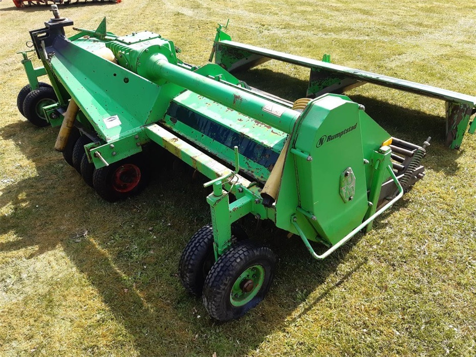Rumptstad
RSF 2000 - Dàn xới: hình 1 Rumptstad
RSF 2000 - Dàn xới: hình 1
