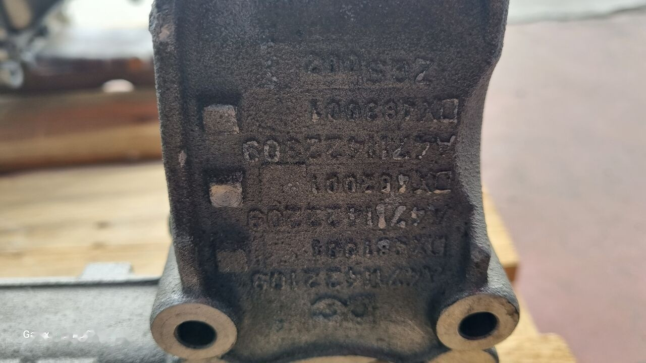 EXHAUST GAS COOLER Behr Mercedes-Benz ACTROS MP4 EURO 5-6 - Động cơ và các bộ phận cho Xe tải: hình 3 EXHAUST GAS COOLER Behr Mercedes-Benz ACTROS MP4 EURO 5-6 - Động cơ và các bộ phận cho Xe tải: hình 3