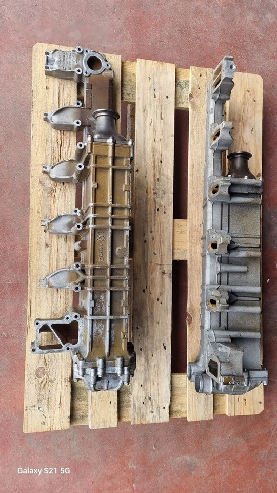 EXHAUST GAS COOLER Behr Mercedes-Benz ACTROS MP4 EURO 5-6 - Động cơ và các bộ phận cho Xe tải: hình 2 EXHAUST GAS COOLER Behr Mercedes-Benz ACTROS MP4 EURO 5-6 - Động cơ và các bộ phận cho Xe tải: hình 2