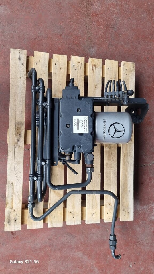 KNORR-BREMSE Knorr-Bremse AIR DRYER Mercedes-Benz ACTROS MP4 - Van phanh cho Xe tải: hình 2 KNORR-BREMSE Knorr-Bremse AIR DRYER Mercedes-Benz ACTROS MP4 - Van phanh cho Xe tải: hình 2