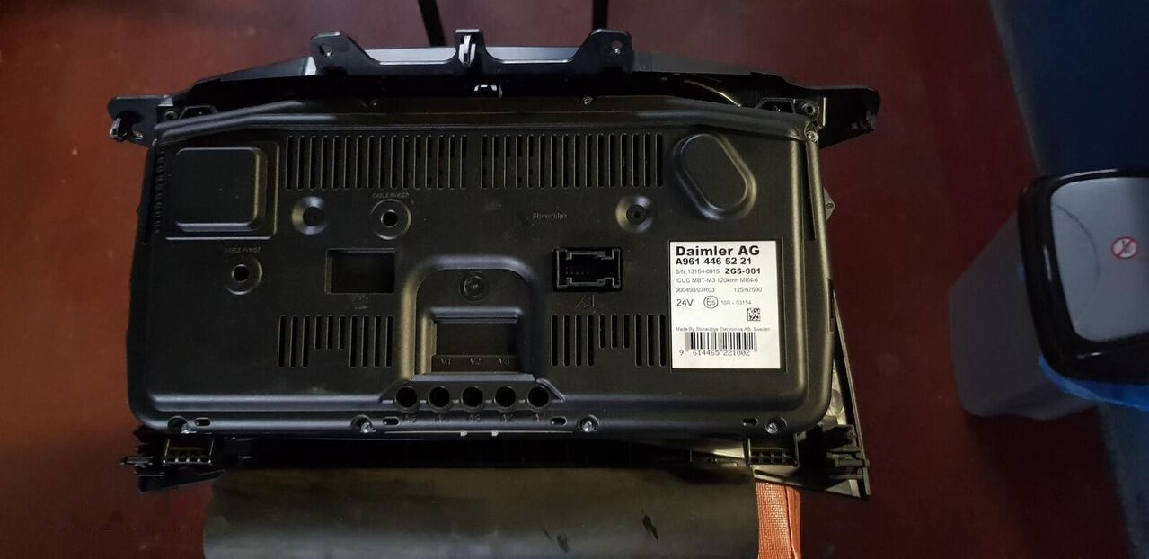 MERCEDES-BENZ INSTRUMENT PANEL ACTROS ATEGO EURO 6 - Bảng điều khiển cho Xe tải: hình 2 MERCEDES-BENZ INSTRUMENT PANEL ACTROS ATEGO EURO 6 - Bảng điều khiển cho Xe tải: hình 2