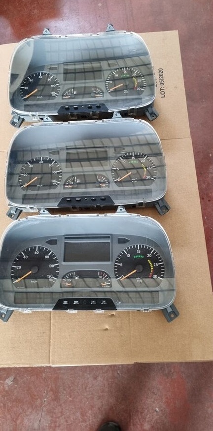 Mercedes-Benz ATEGO 2 - Bảng điều khiển cho Xe tải: hình 5 Mercedes-Benz ATEGO 2 - Bảng điều khiển cho Xe tải: hình 5