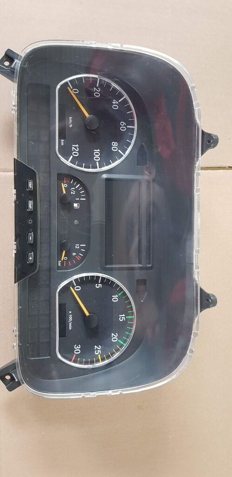 Mercedes-Benz AXOR EURO 5 - Bảng điều khiển cho Xe tải: hình 4 Mercedes-Benz AXOR EURO 5 - Bảng điều khiển cho Xe tải: hình 4