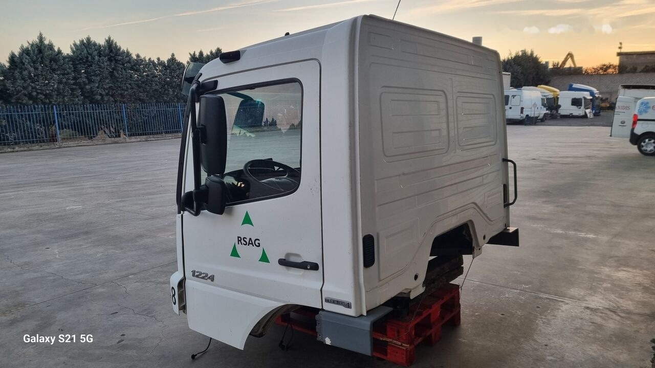 Mercedes-Benz MERCEDES ATEGO 2 A9736000020 Mercedes-Benz ATEGO 2 - Cabin cho Xe tải: hình 1 Mercedes-Benz MERCEDES ATEGO 2 A9736000020 Mercedes-Benz ATEGO 2 - Cabin cho Xe tải: hình 1