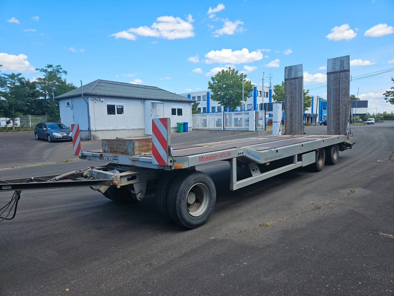 Möslein T3 Tieflader 30t mit Rampen TÜV NEU - Rơ moóc thùng thấp: hình 1 Möslein T3 Tieflader 30t mit Rampen TÜV NEU - Rơ moóc thùng thấp: hình 1