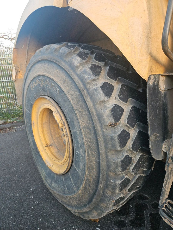 New Holland W270B - Máy xúc lật bánh lốp: hình 5 New Holland W270B - Máy xúc lật bánh lốp: hình 5