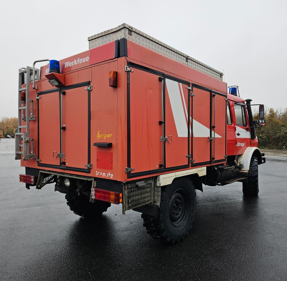 Unimog U4000 4x4 DOKA Tanklöschfahrzeug Feuerwehr - Xe bồn: hình 4 Unimog U4000 4x4 DOKA Tanklöschfahrzeug Feuerwehr - Xe bồn: hình 4