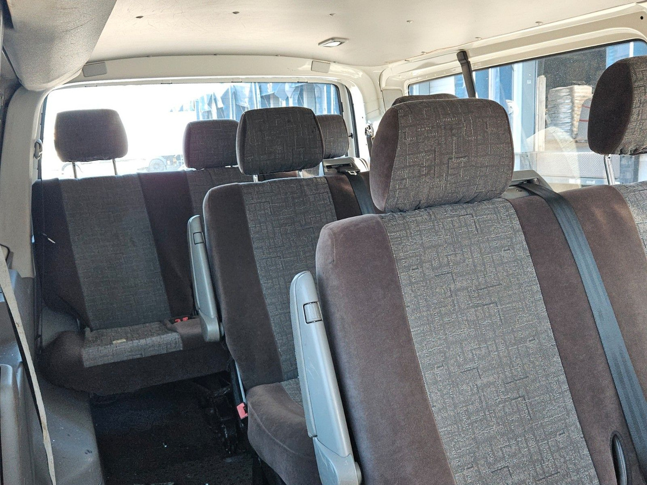 Volkswagen T5 9 Sitzer lang - Xe van chở khách: hình 5 Volkswagen T5 9 Sitzer lang - Xe van chở khách: hình 5