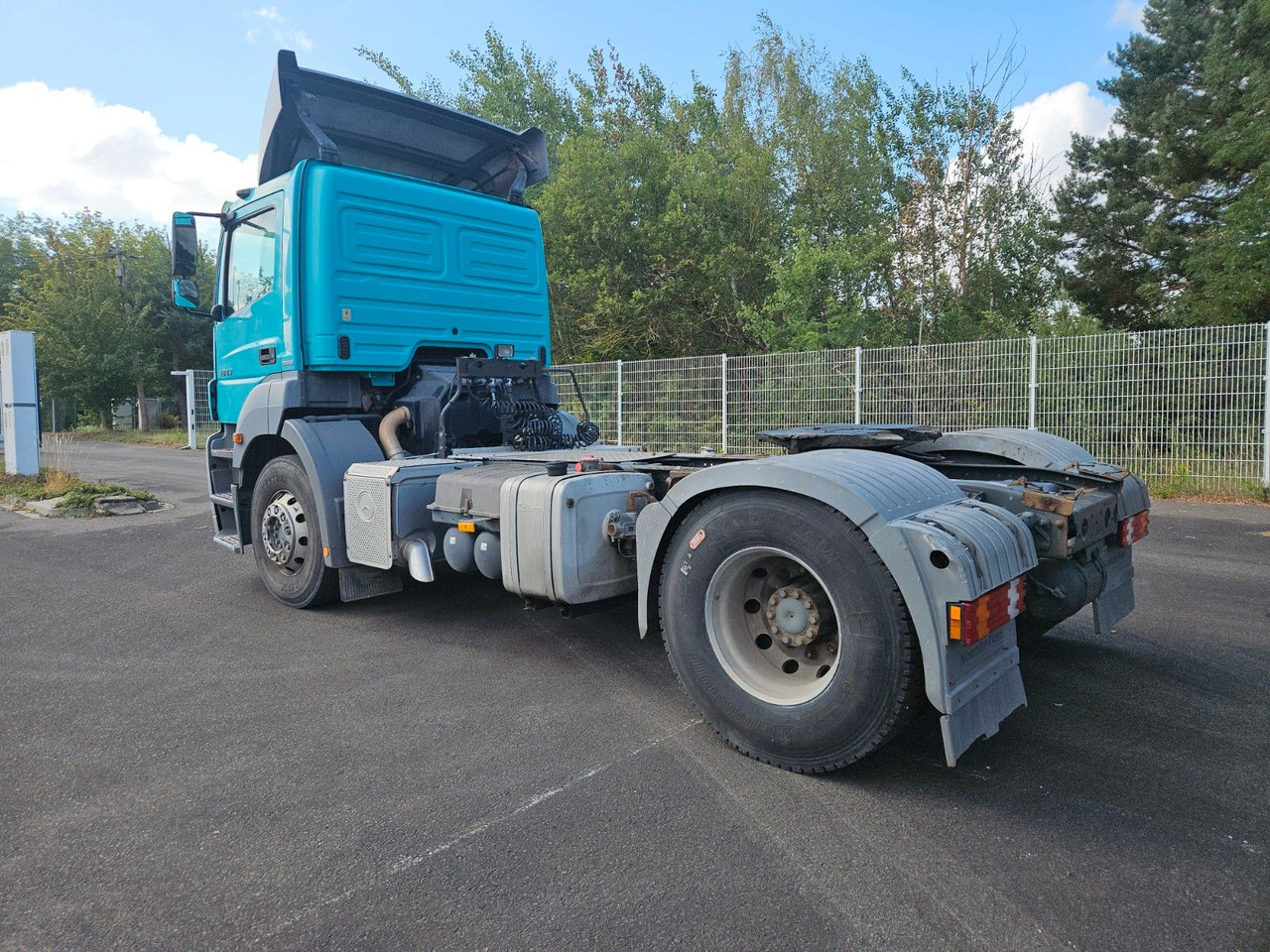 Mercedes-Benz Axor 1843 4x2 mit Kipphydraulik - Xe đầu kéo: hình 4 Mercedes-Benz Axor 1843 4x2 mit Kipphydraulik - Xe đầu kéo: hình 4