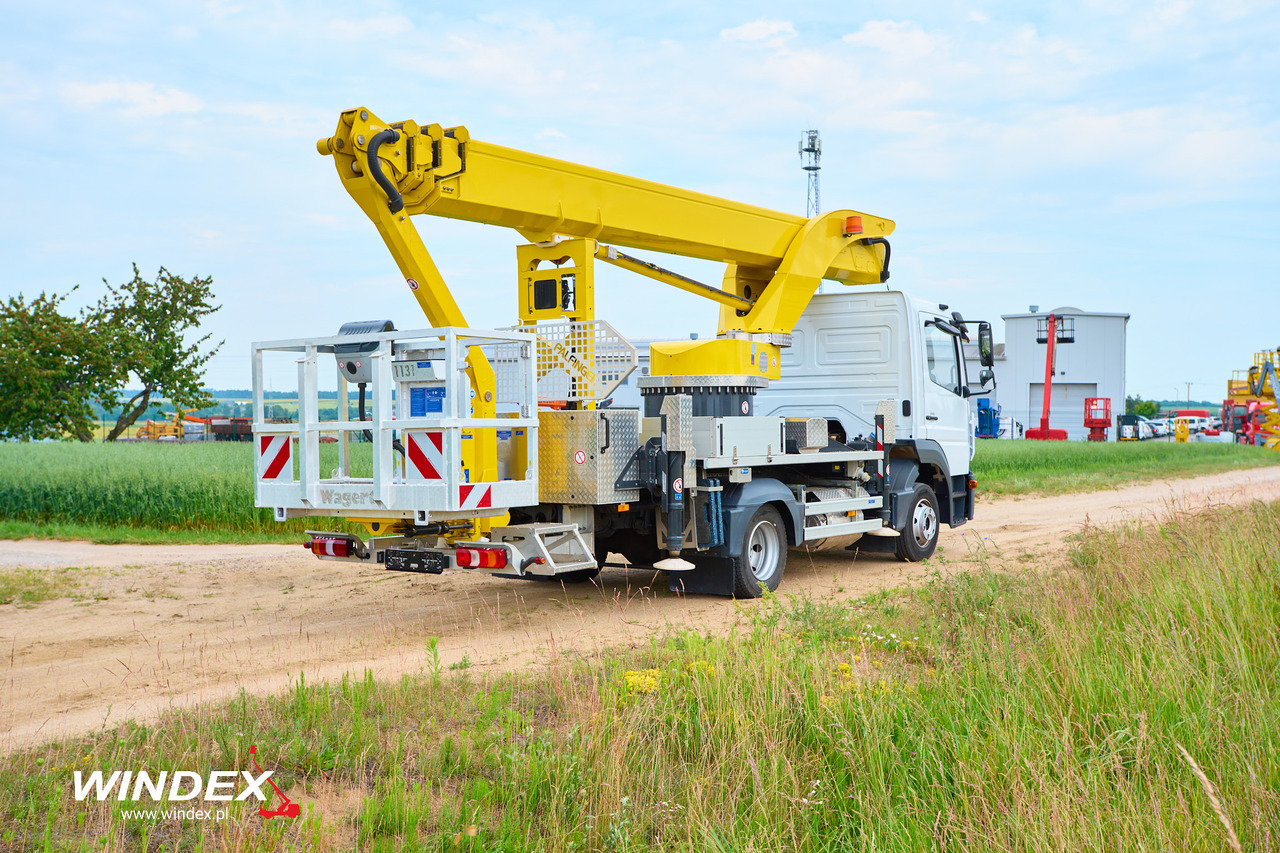 PALFINGER P 300 KS - Nền bục trên không: hình 3 PALFINGER P 300 KS - Nền bục trên không: hình 3