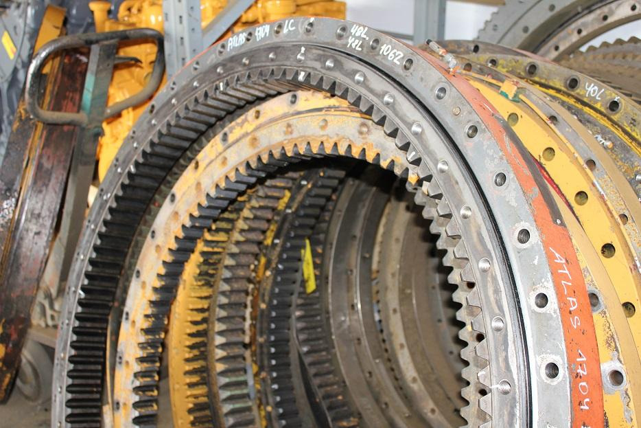 Atlas 1704 LC - Vòng bánh răng xoay cho Máy móc xây dựng: hình 3 Atlas 1704 LC - Vòng bánh răng xoay cho Máy móc xây dựng: hình 3