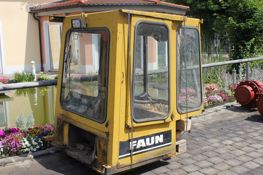 Faun F 1310 - Cabin cho Máy móc xây dựng: hình 1 Faun F 1310 - Cabin cho Máy móc xây dựng: hình 1