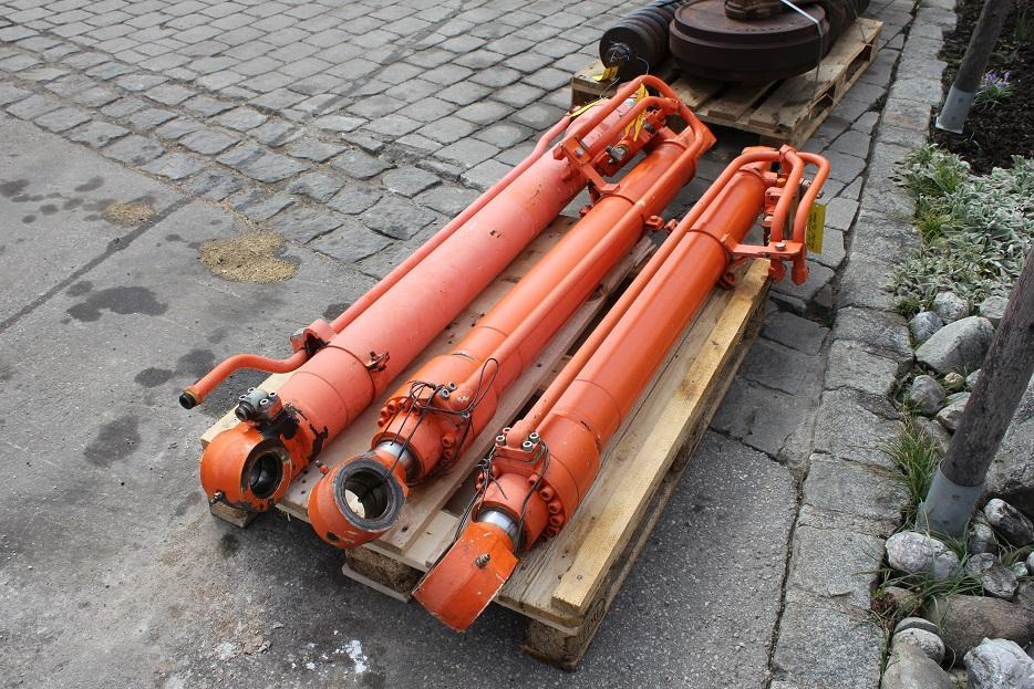 Fiat-Hitachi EX 165 - Xi lanh thủy lực cho Máy móc xây dựng: hình 3 Fiat-Hitachi EX 165 - Xi lanh thủy lực cho Máy móc xây dựng: hình 3