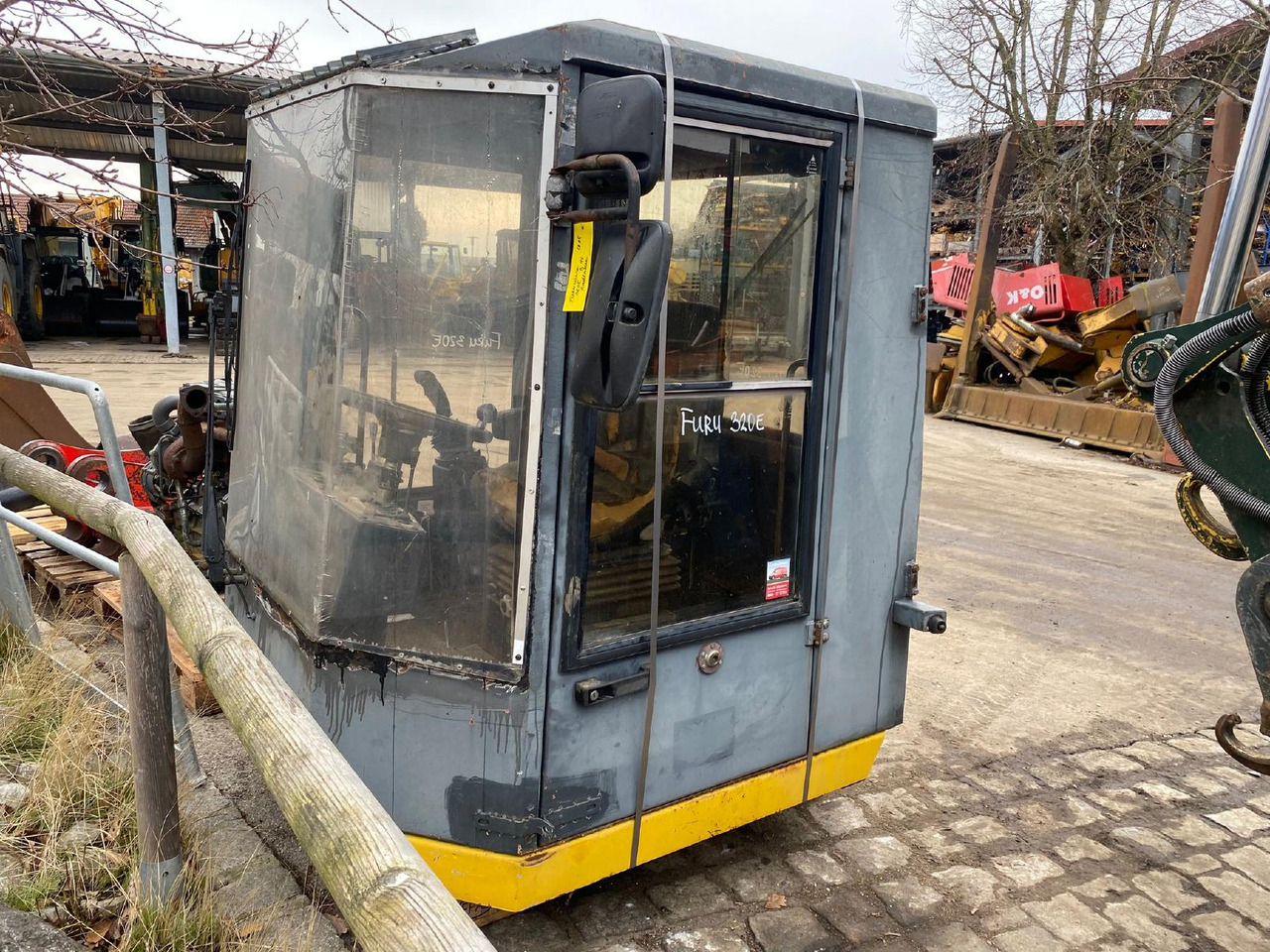 Furukawa 320 E - Cabin cho Máy móc xây dựng: hình 1 Furukawa 320 E - Cabin cho Máy móc xây dựng: hình 1