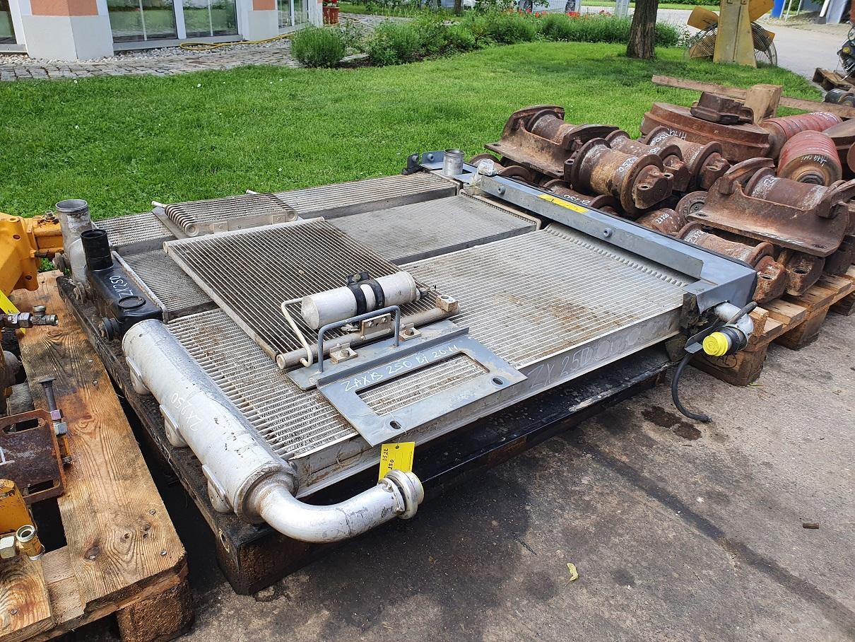 Hitachi ZX 250 LC N 3 - Hệ thống làm mát cho Máy móc xây dựng: hình 3 Hitachi ZX 250 LC N 3 - Hệ thống làm mát cho Máy móc xây dựng: hình 3