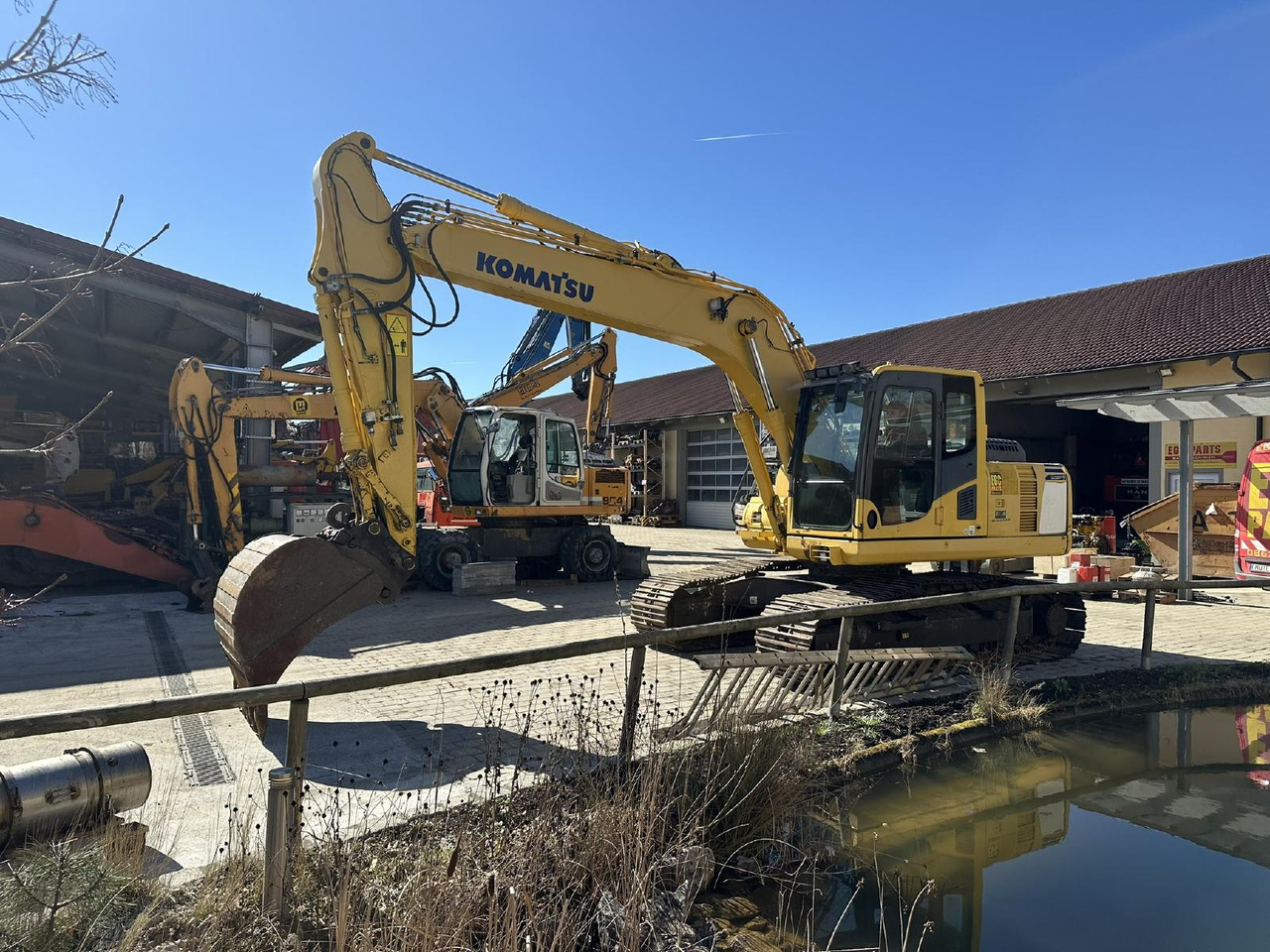 Komatsu PC 190LC -8 - Máy xúc bánh xích: hình 4 Komatsu PC 190LC -8 - Máy xúc bánh xích: hình 4