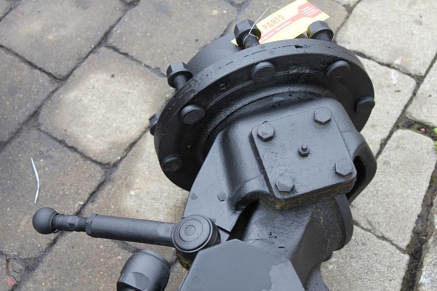 Kramer 318, Spicer Dana - Trục và các bộ phận cho Máy móc xây dựng: hình 4 Kramer 318, Spicer Dana - Trục và các bộ phận cho Máy móc xây dựng: hình 4