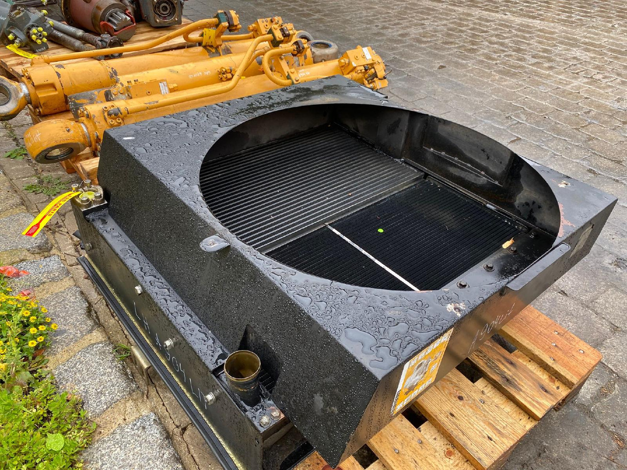 Liebherr A904 LIT - Hệ thống làm mát cho Máy móc xây dựng: hình 3 Liebherr A904 LIT - Hệ thống làm mát cho Máy móc xây dựng: hình 3