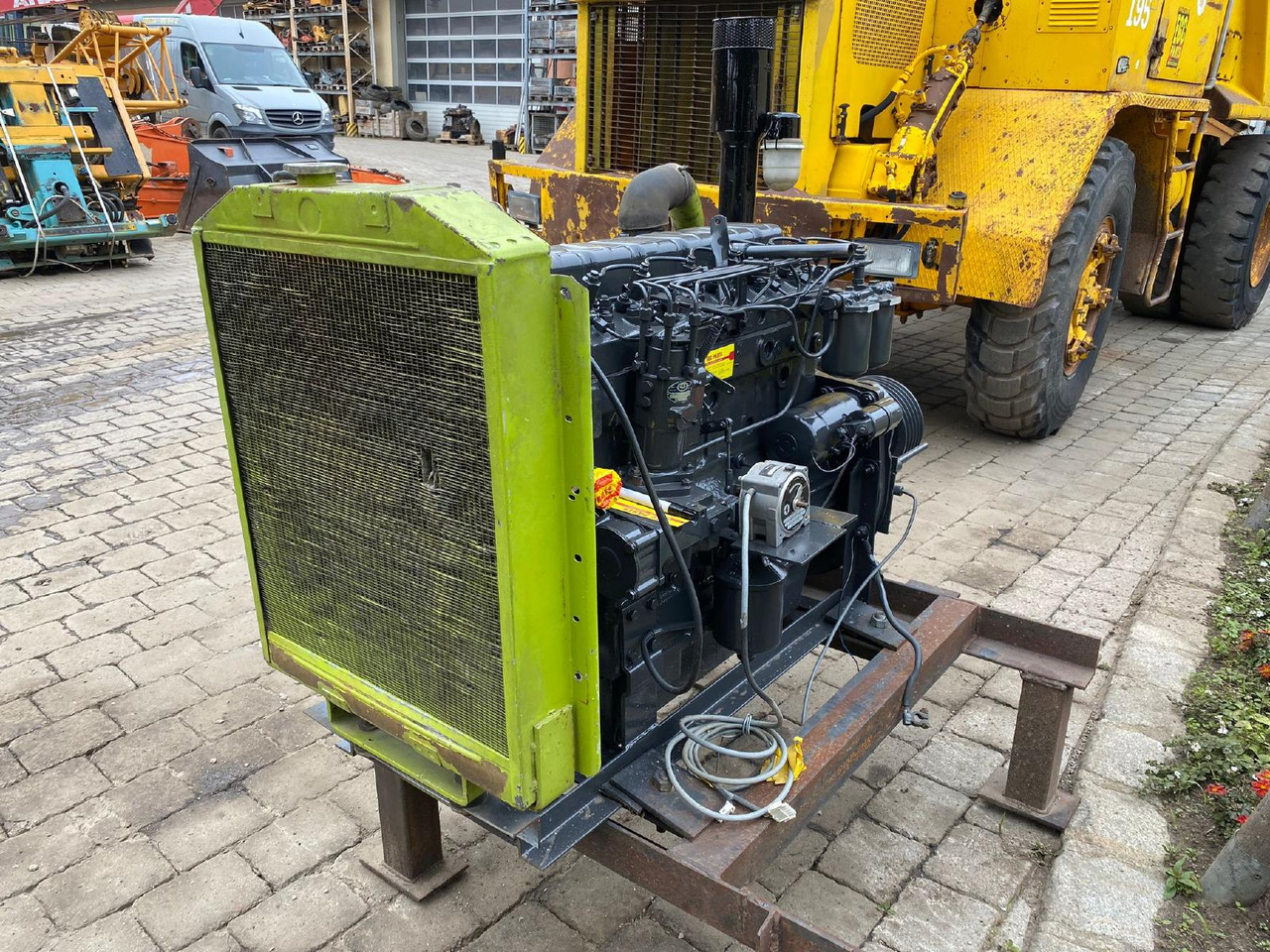 Perkins - Động cơ cho Máy móc xây dựng: hình 3 Perkins - Động cơ cho Máy móc xây dựng: hình 3