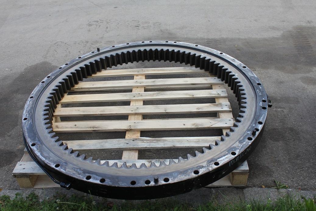 Volvo EC 240 B NLC - Vòng bánh răng xoay cho Máy móc xây dựng: hình 1 Volvo EC 240 B NLC - Vòng bánh răng xoay cho Máy móc xây dựng: hình 1