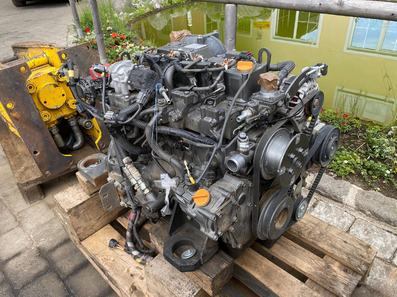 Yanmar Hitachi 4TNV 98C aus ZX 85 - Động cơ cho Máy móc xây dựng: hình 5 Yanmar Hitachi 4TNV 98C aus ZX 85 - Động cơ cho Máy móc xây dựng: hình 5
