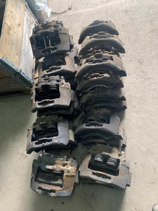 IVECO oryginał IVECO Eurocargo - Bộ kẹp phanh cho Xe tải: hình 1 IVECO oryginał IVECO Eurocargo - Bộ kẹp phanh cho Xe tải: hình 1